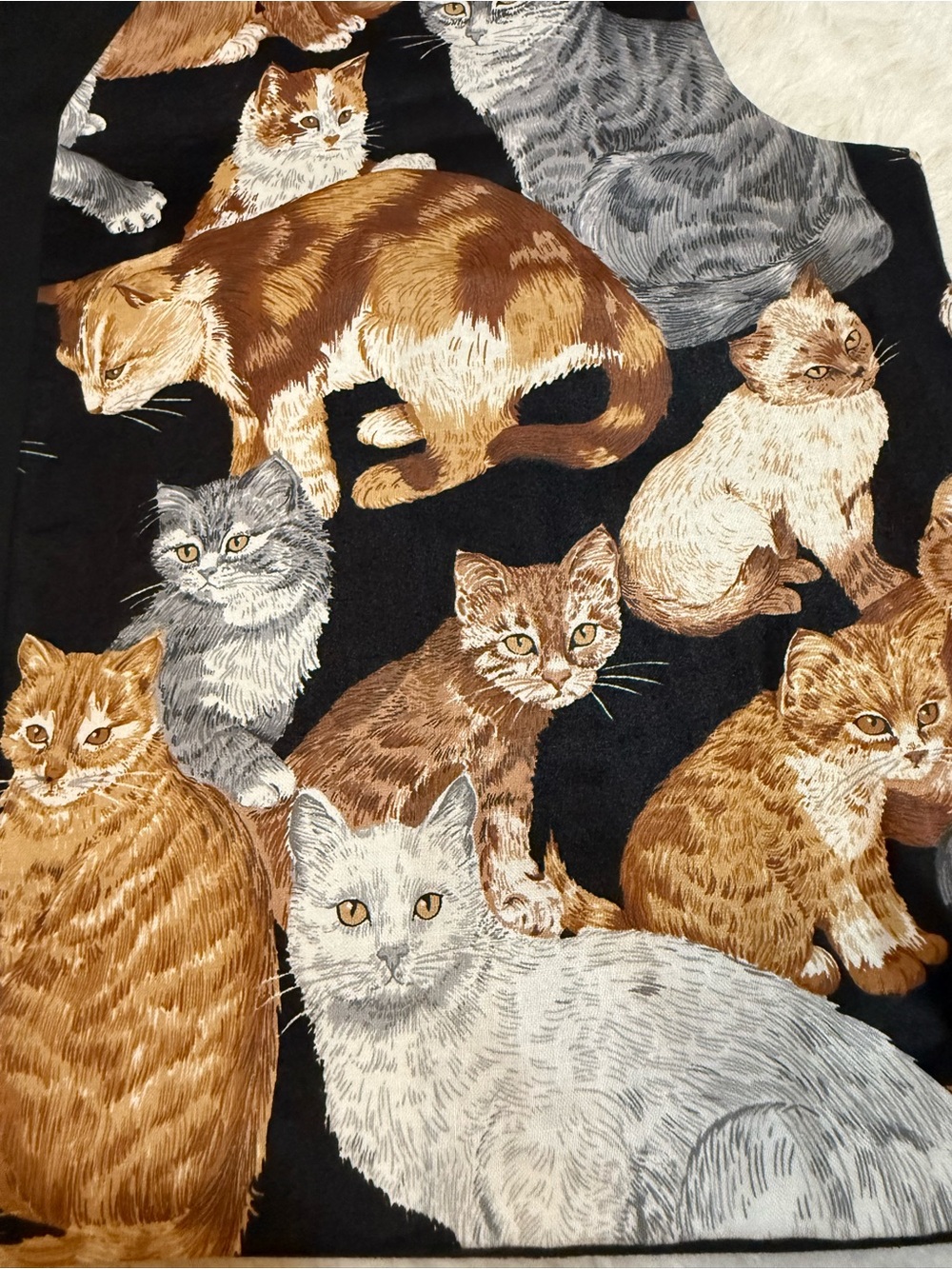Amazing Cat Print Vest, 42” - Picture 3 of 8